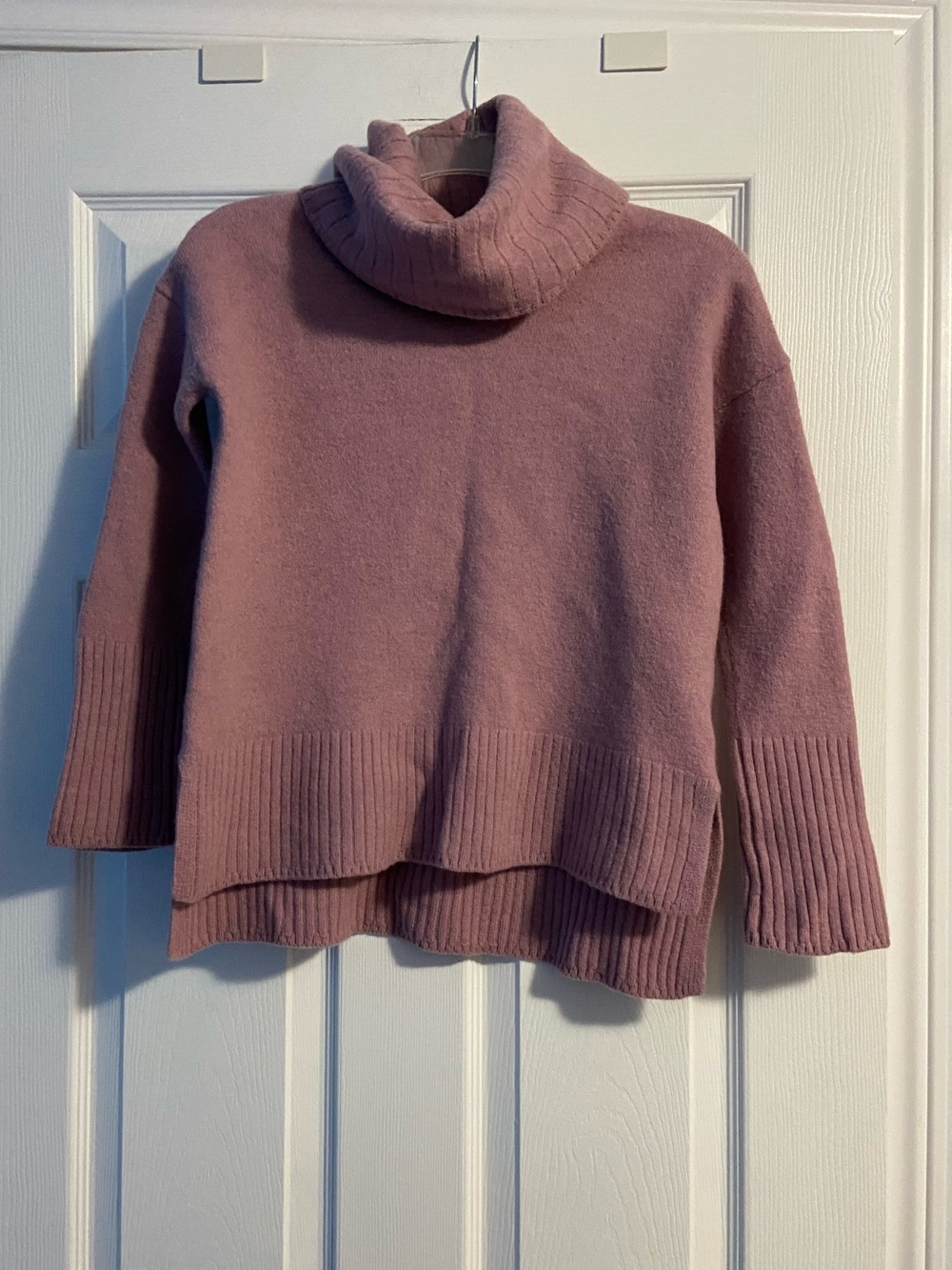 H by Halston 100% Extra Fine Merino Wool Women's Pink Turtleneck Sweater Size M